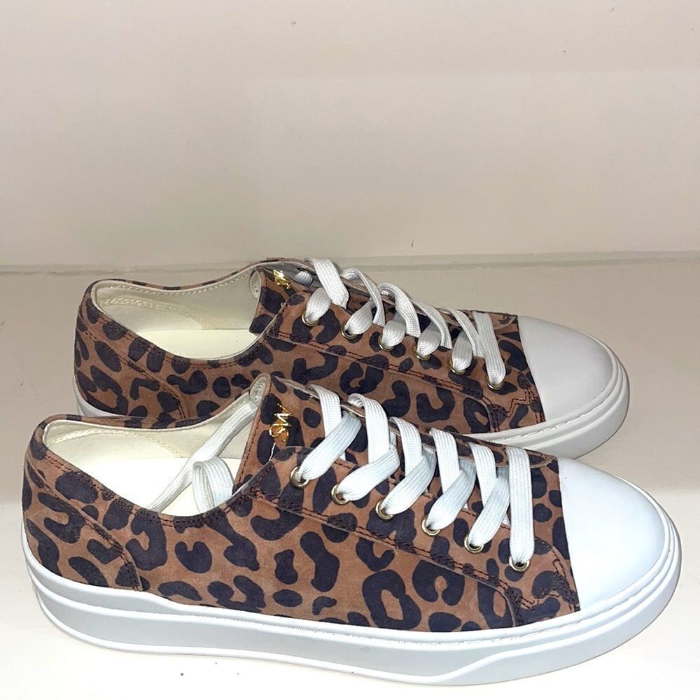 Stuart Weitzman Sammy Cheetah Suede Low Top Sneak… - image 1